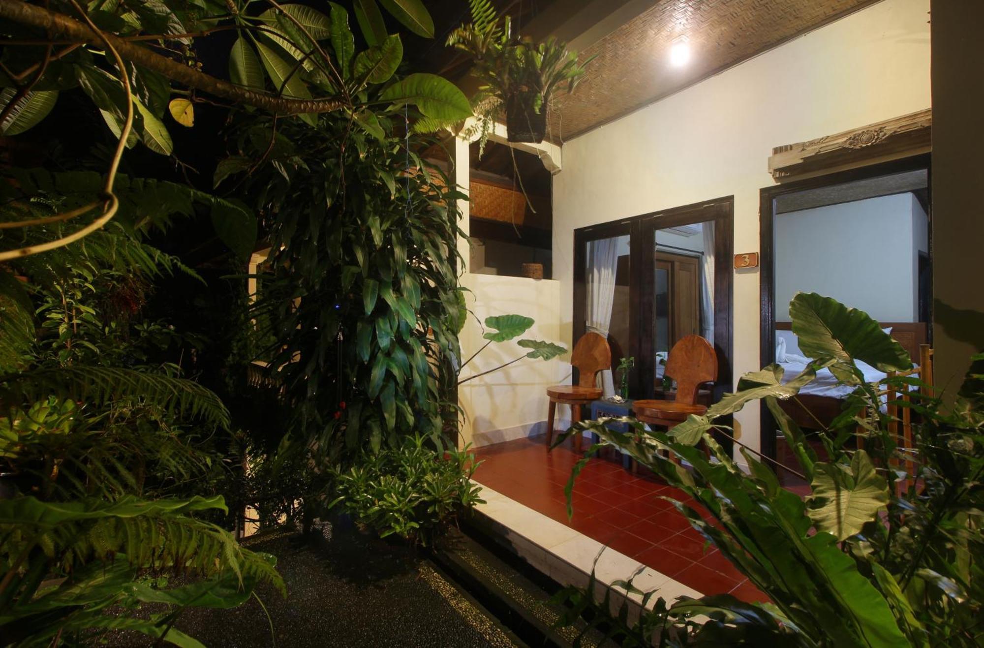 Sari Gong Guest House, A Trishula Collection Ubud Eksteriør billede