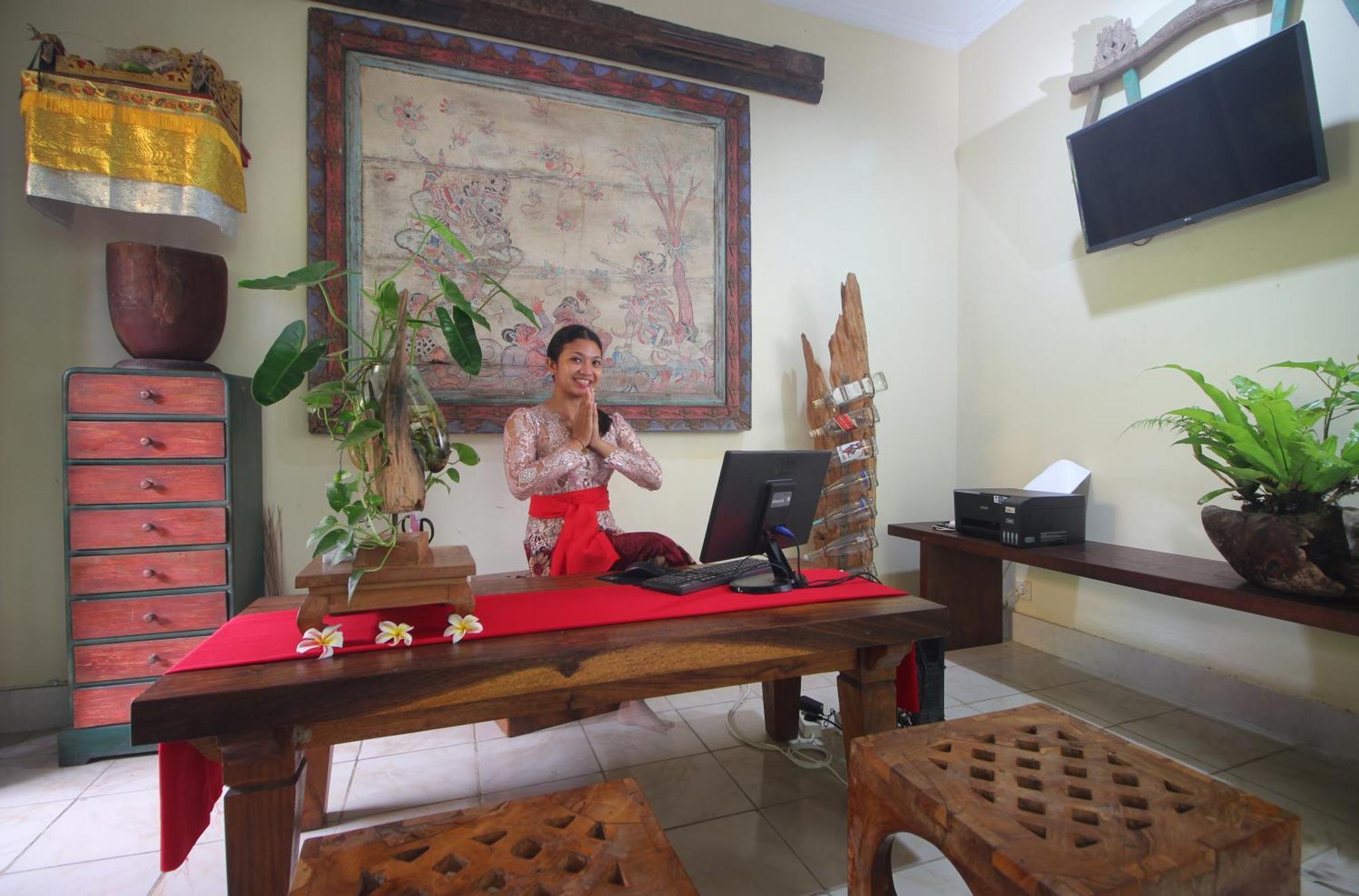 Sari Gong Guest House, A Trishula Collection Ubud Eksteriør billede